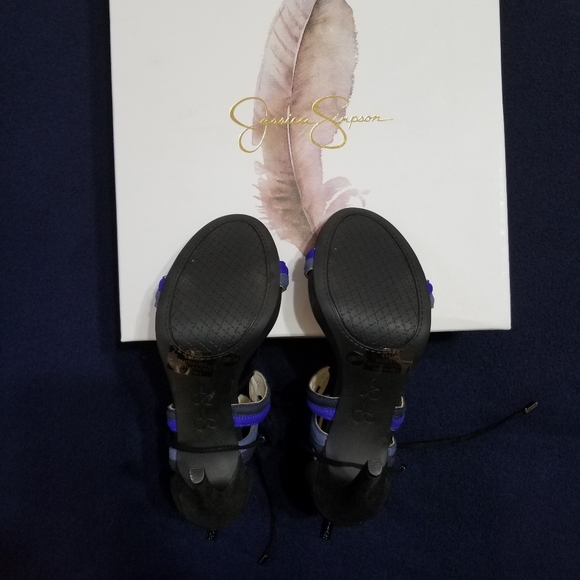 Jessica Simpson JS Rensa - Picture 3 of 3